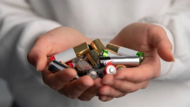 Baterías de sodio y reciclaje electrónico: el futuro del almacenamiento de energía