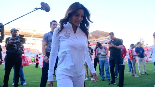 Eva Longoria, inversionista de Necaxa, defiende formato sin ascenso ni descenso en Liga MX