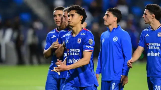 “Fue una participación fea”: Larcamón se sincera tras la eliminación de Cruz Azul