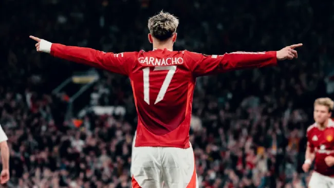 Gol de Garnacho con Manchester United