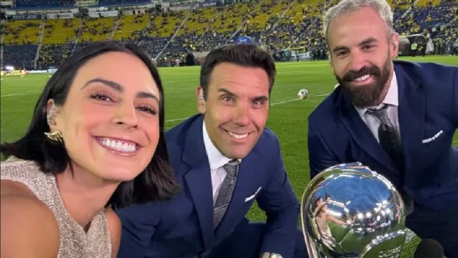 Ruso Zamogilny y su equipo de TUDN