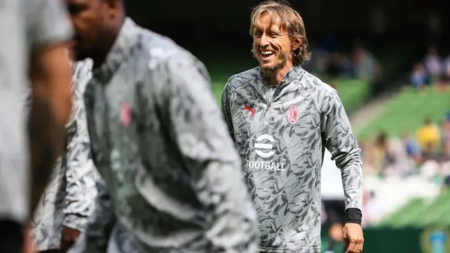 Luka Modric se 'burla' del Balón de Oro tras cometer grave error