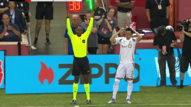 Son debutó con LAFC ante Chicago Fire