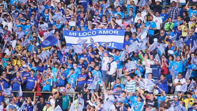 Multitud celeste recibe a Cruz Azul en San Luis y afecta hasta a Marilyn Manson