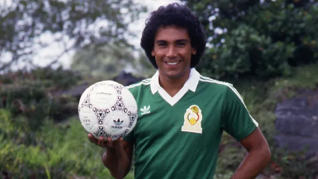 Hugo Sánchez en la década de los 80's