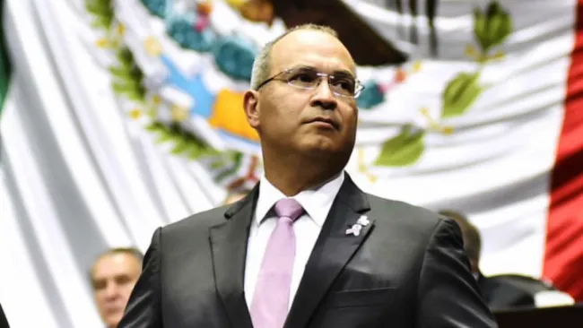 El Gobierno Federal buscará la extradición del exencargado de la paraestatal.