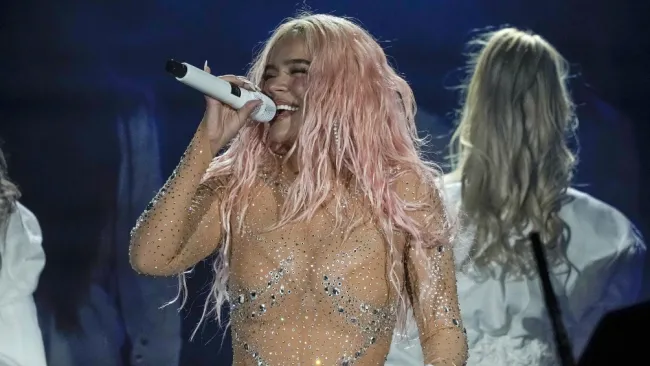 Karol G encabezará show de medio tiempo en transmisión de NFL para juego de Brasil