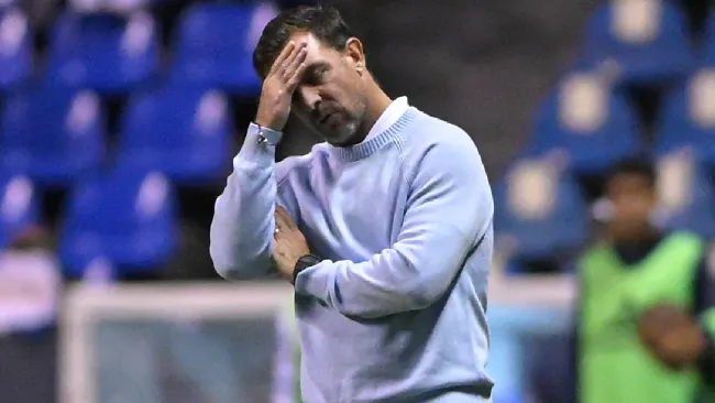 Puebla se queda sin DT