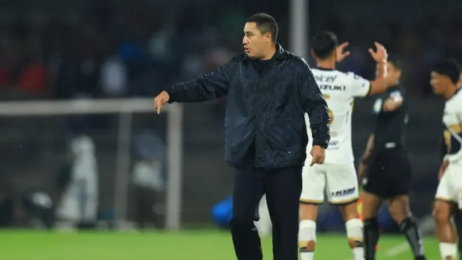 Pumas perdió 100 kilos gracias a Keylor Navas, revela Efraín Juárez