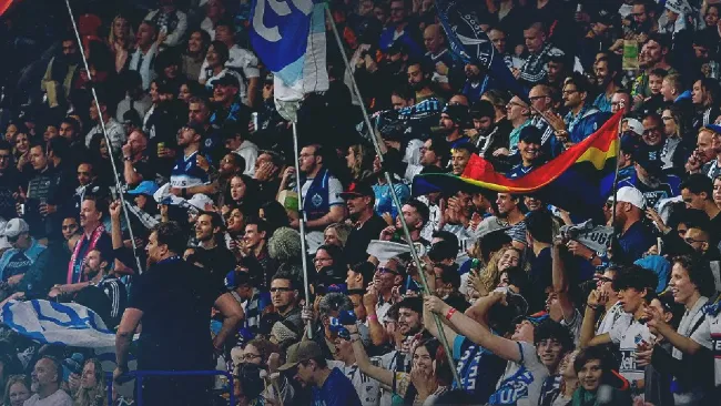 Aficionados agotan boletos para debut 