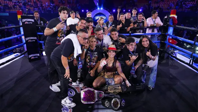 Cáceres fue parte del equipo que acompañó a Alana en el evento