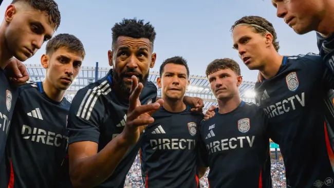 ¿Chucky Lozano lesionado? 