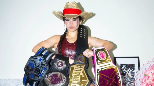 Esto es lo que Alana Flores ganó, tentativamente, en la pelea ante Gala Montes