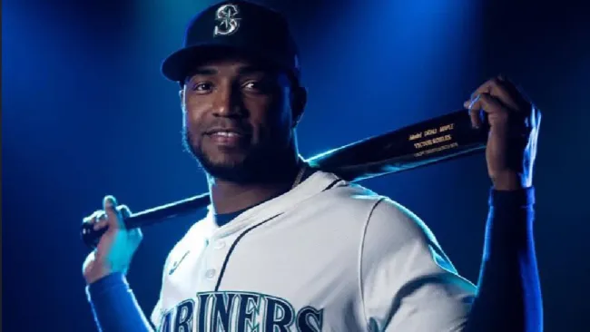 Jardinero de Seattle, Víctor Robles