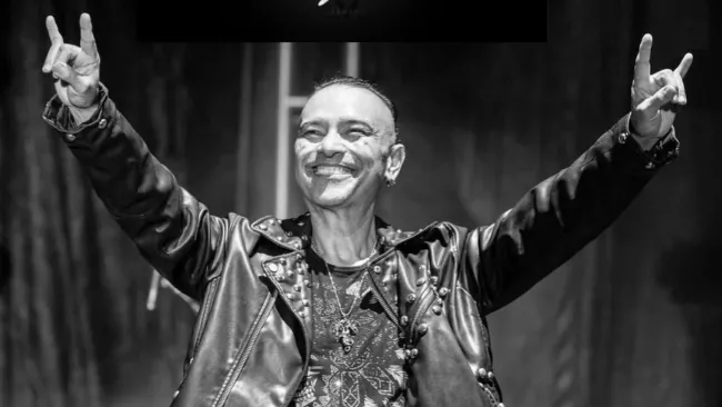 El cantante se despidió de su gente que lo acompañó por décadas dentro del rock.