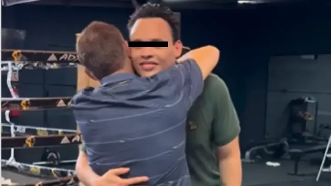 El emotivo reencuentro entre Julio César Chávez y su hijo