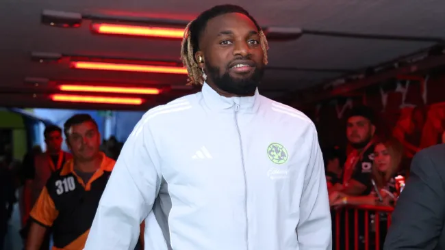 Allan Saint-Maximin en su debut