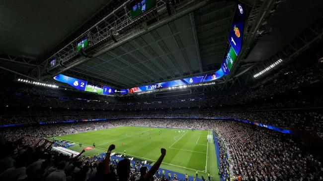 La afición se quejó del arbitraje en el partido ante el Mallorca