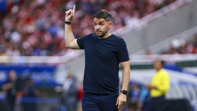 Anselmi reconoció el trabajo de Chivas