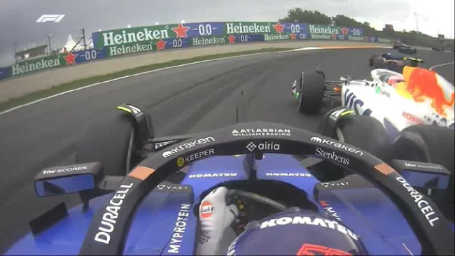 El español buscó rebasar y terminó enredado con Lawson