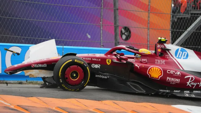 Lewis Hamilton choca en el Gran Países Bajos