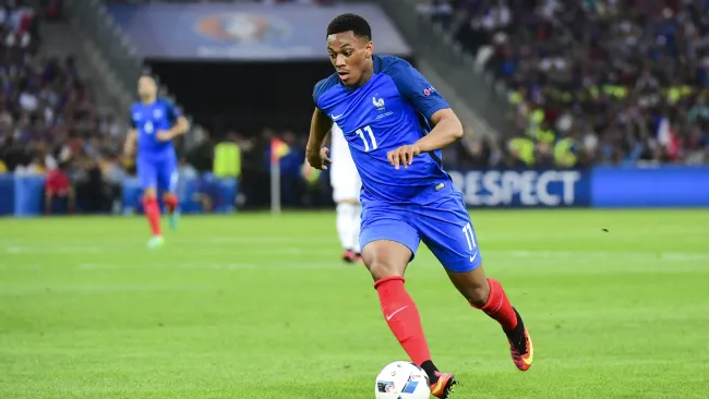 Anthony Martial suena como bombazo de Rayados 