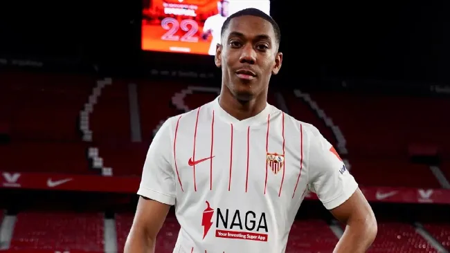 Anthony Martial supera las pruebas físicas y está cada vez más cerda de Rayados 