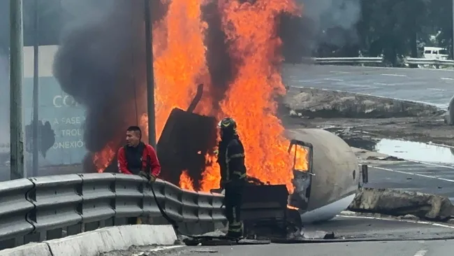 También continúan las investigaciones a la empresa responsable de la pesada unidad.