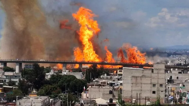 También contemplará un acto simbólico en la mañana: la izada de la bandera monumental.