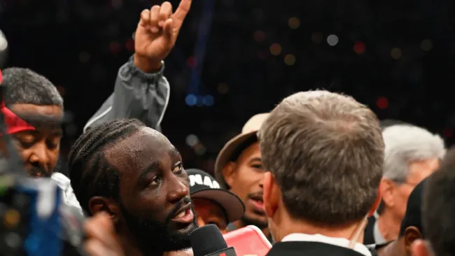 Victoria de Terence Crawford ante Canelo Álvarez