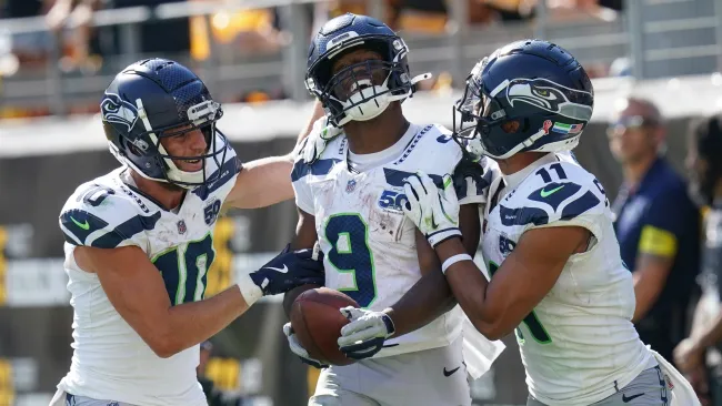 Seattle sorprende a Pittsburgh con triunfo 31-17 tras jugada insólita en equipos especiales