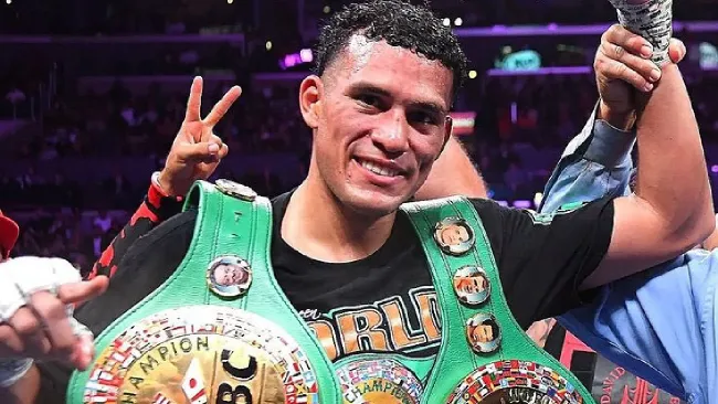 ¿Benavidez ahora menosprecia al Canelo Álvarez?