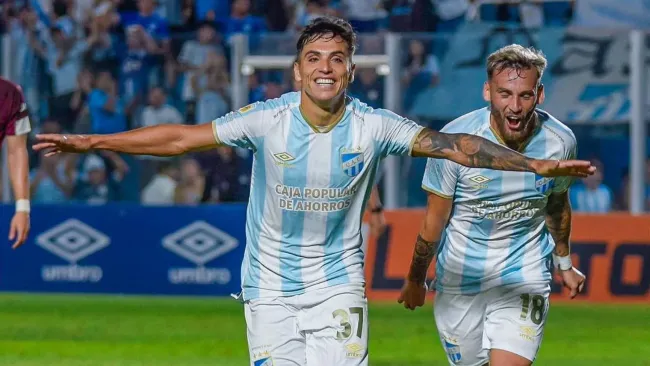 Gallos Blancos ficha delantero argentino