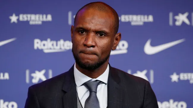 Eric Abidal tuvo que desmentir su fallecimiento 