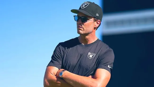 Tom Brady causa polémica en la NFL por conflicto de intereses