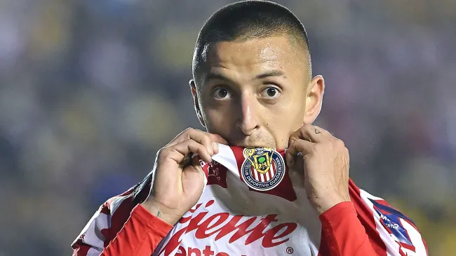 Piojo Alvarado se pierde partido ante Tigres; es duda para jugar el fin de semana