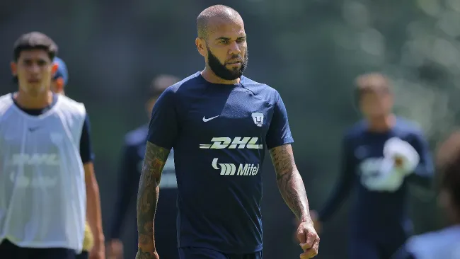 Pumas fue el último equipo de Dani Alves