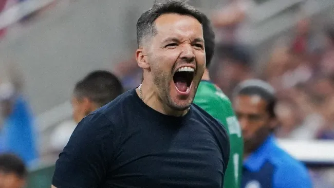 Larcamón con novedades en la convocatoria