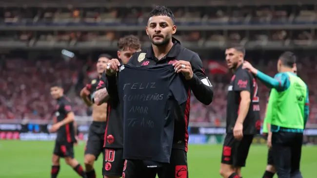 ¿Se burló de Chivas? Alexis Vega explica festejo de su gol con Toluca