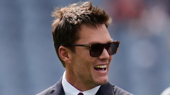 Tom Brady descarta conflicto de intereses por su rol de analista y propietario parcial de Raiders