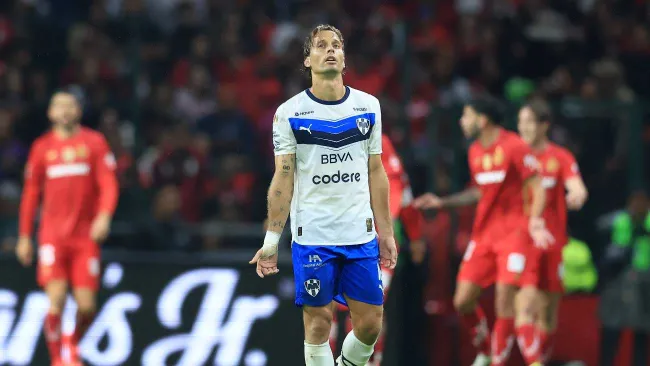 Sergio Canales será baja de Rayados tras ser sometido a una cirugía menor