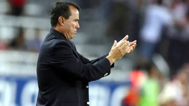 Efraín Flores asegura que Chivas le pone ejemplo al Atlas con proyección de canteranos