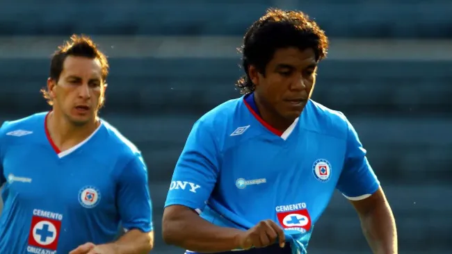 Exjugador de Cruz Azul 'confirma' amaño de partido: "Hay cheques para el árbitro"