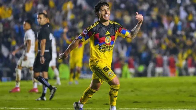 Alejandro Zendejas contra Pumas