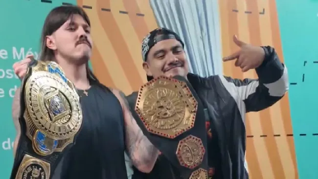 El luchador y el rapero conversaron durante el evento Alianzas