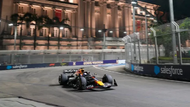 Gran Premio de Singapur 2025: Fernando Alonso y Oscar Piastri lideran PL1 y PL2
