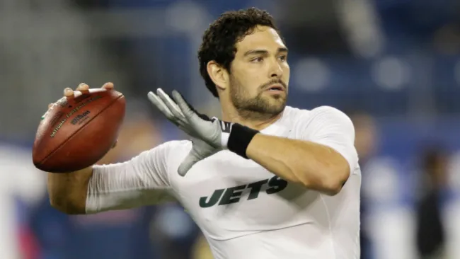 ¿Cuántos años podría pasar Mark Sánchez en prisión tras agredir a hombre de 69 años?