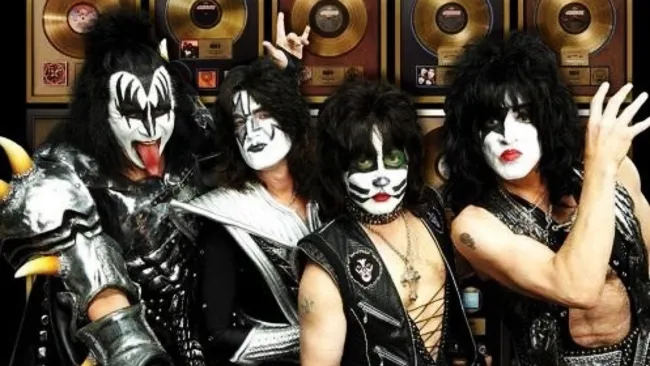 Los músicos se dicen devastados por la pérdida de su amigo y cofundador del grupo.