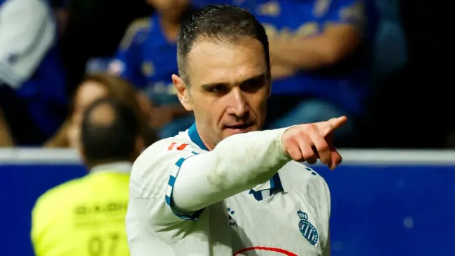 Espanyol derrota a Real Oviedo con facilidad y con protesta incluida contra LaLiga. Noticias en tiempo real