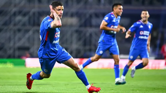 Rivero festejó con efusividad en el Olímpico Universitario